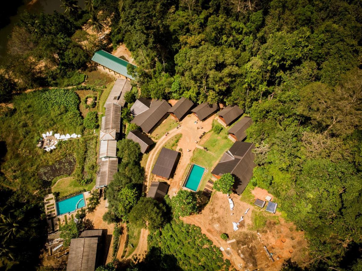 Sinharaja Forest Gate Deniyaya Luaran gambar